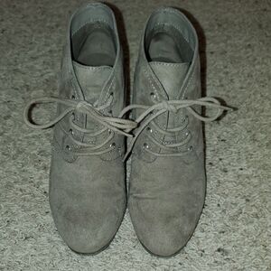 Women's Tan Wedge Boots